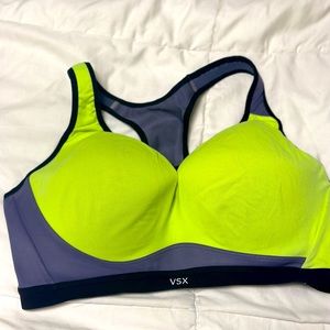 Victorias Secret Sport Sports Bra 38DD